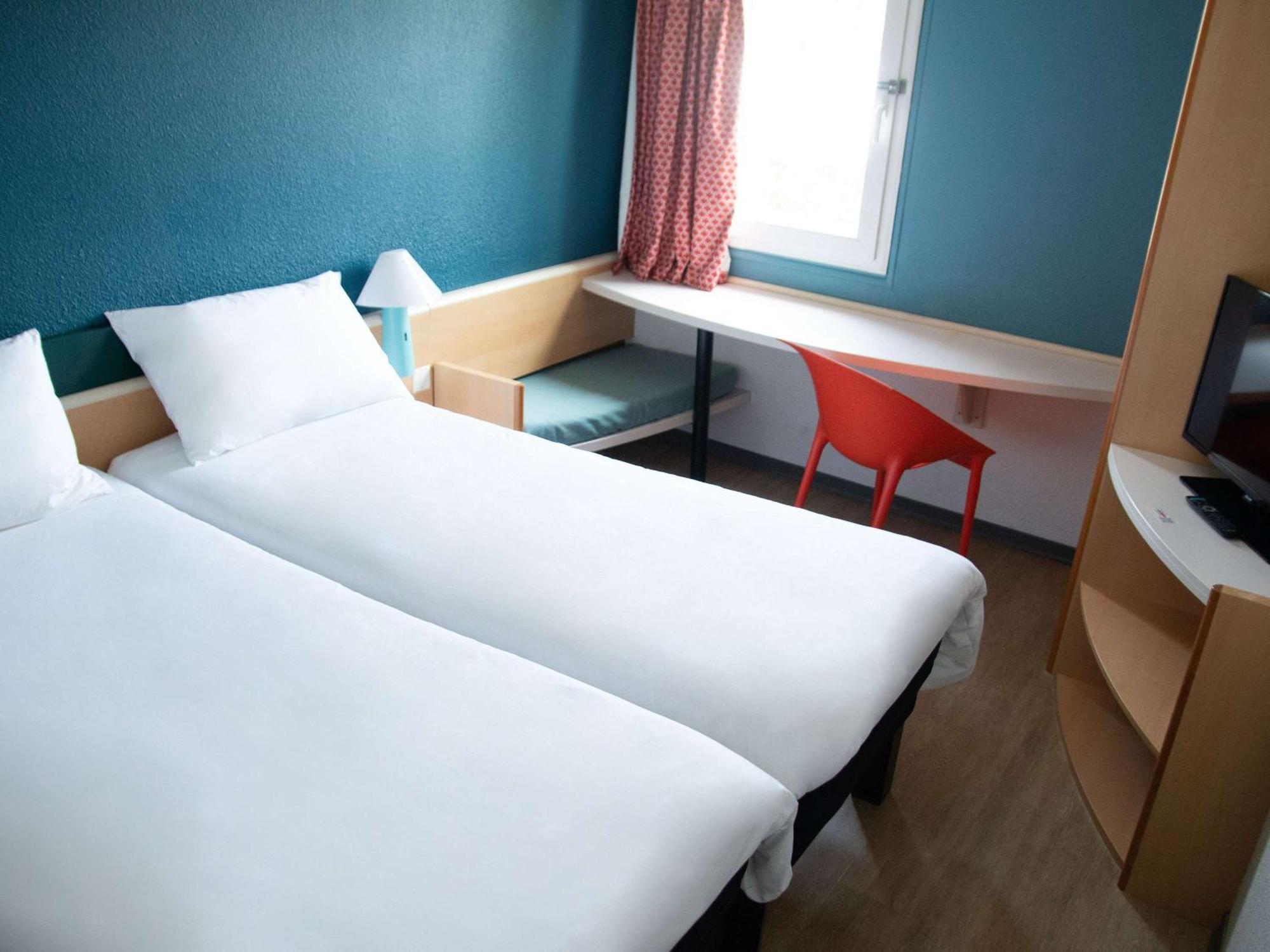 Hotel Ibis נרבון מראה חיצוני תמונה